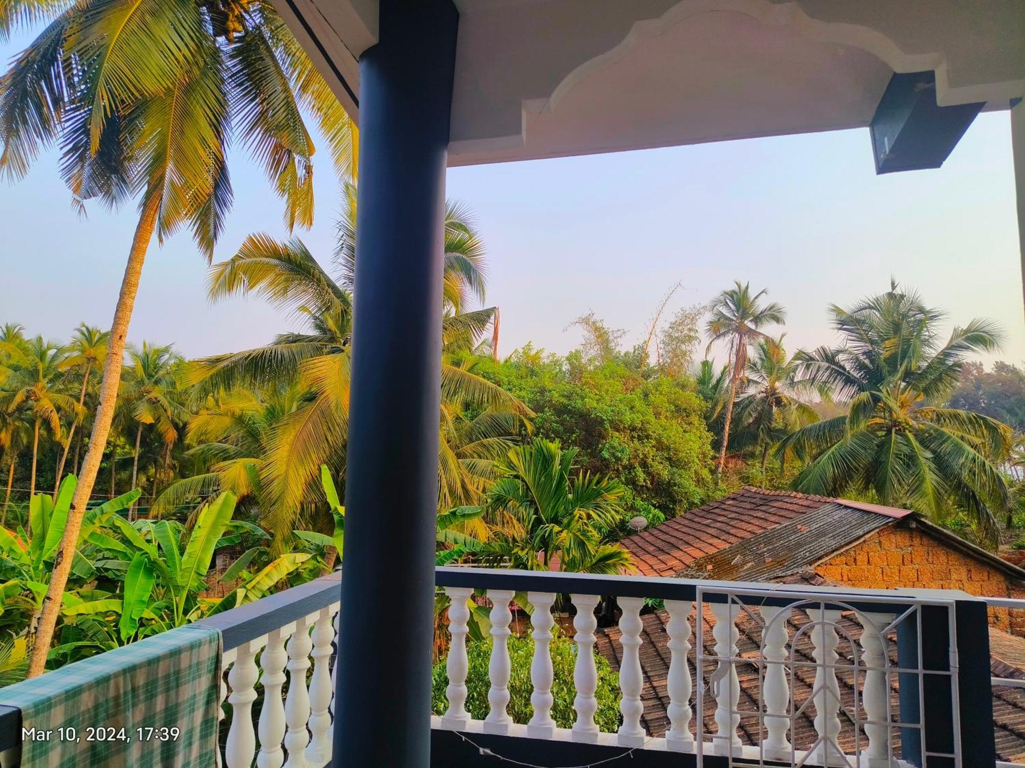 Pagis Place Guest house Canacona
